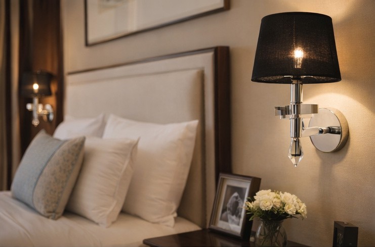 Modern Wall Lamp in bedroom.jpg Modern Wall Lamp in bedroom.jpg